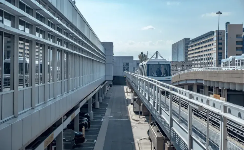 Monorail shuttle structure at minneapolis airport